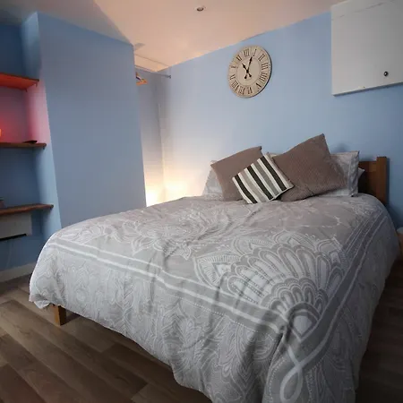 The Snug *